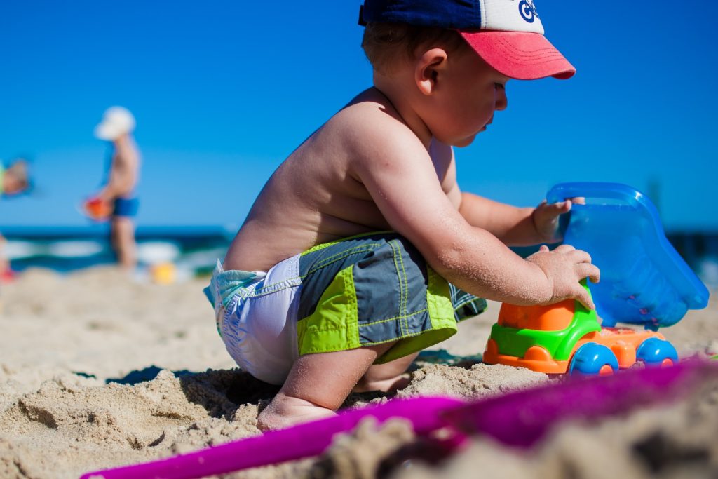 Healthy tips for your baby's skin care in summer 