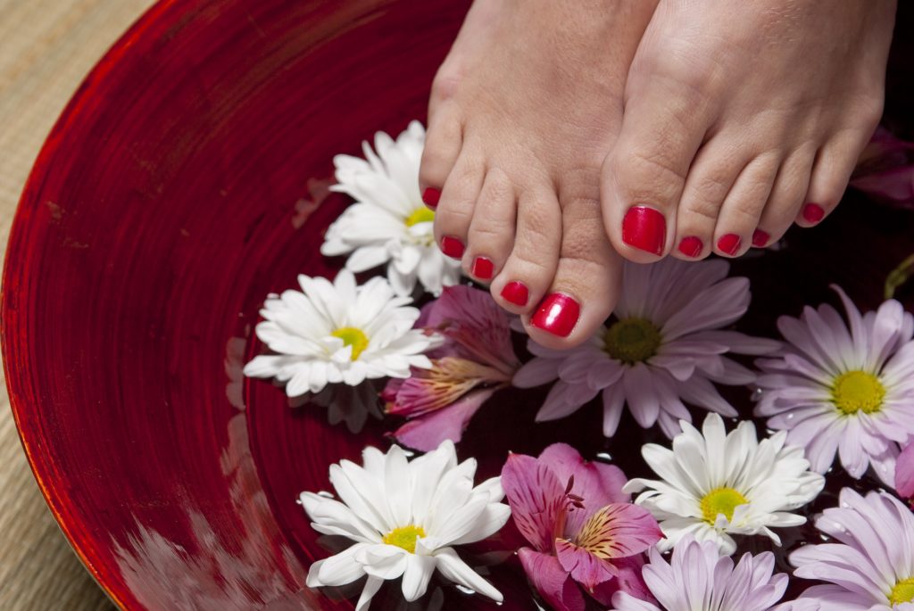 how-to-do-a-foot-spa-at-home-pratsmusings